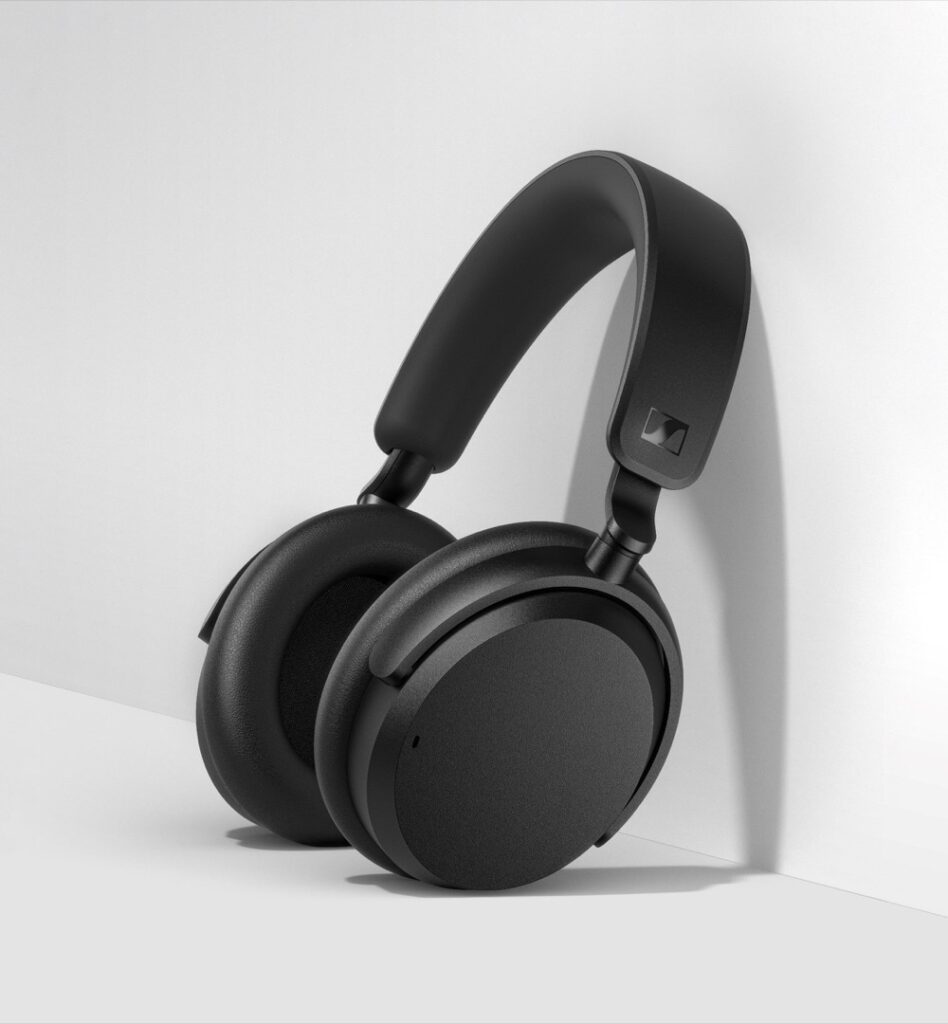 12 Best Noise Cancelling Headphones Under $100