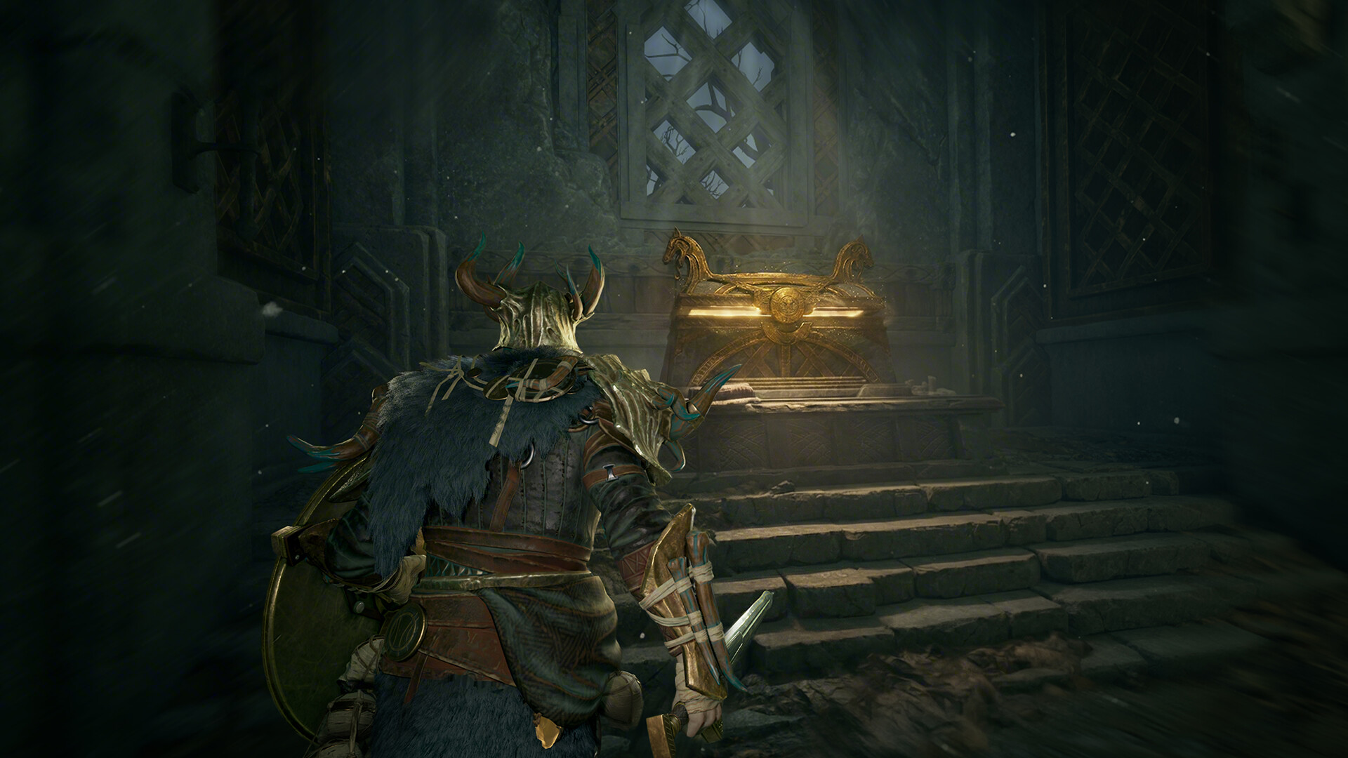 Mistfall Hunter loot chest in a dark dungeon