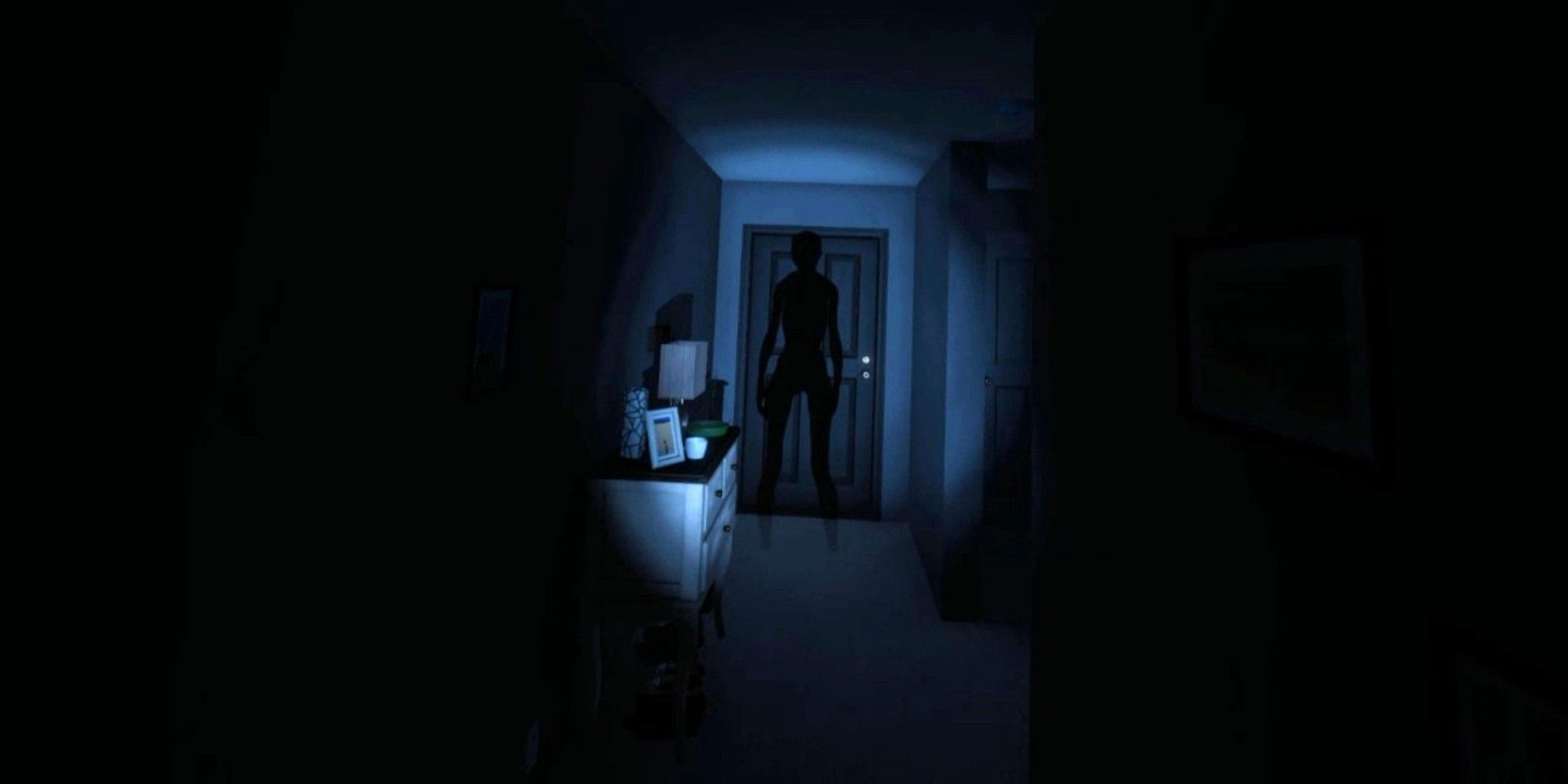 Ghost silhouette standing in a doorway during a Phasmophobia hunt